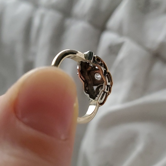 10k Diamond Art Deco Ring - Picture 9 of 11